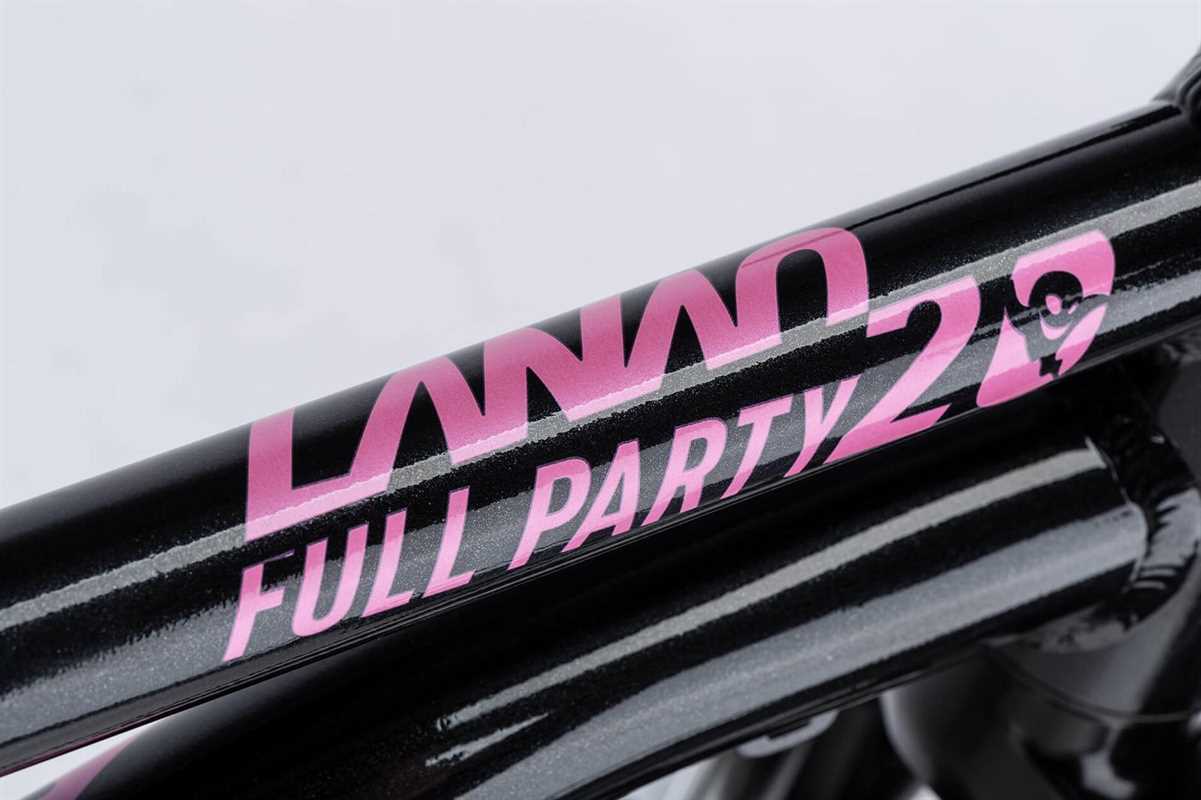 Ghost LANAO 20 Full Party BLK/PINK 23/24